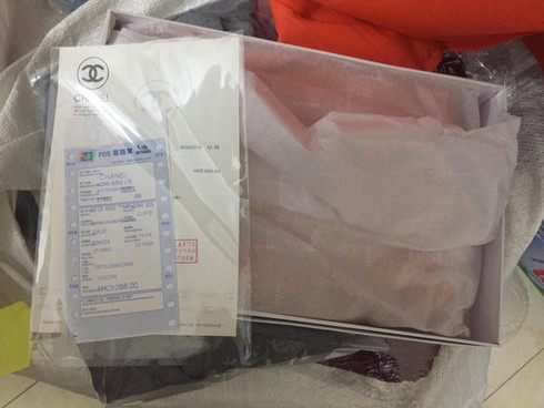 Đột kích cơ sở kinh doanh cắt mác Trung Quốc thành hàng hiệu Dior, Chanel... ở Hà Nội-2