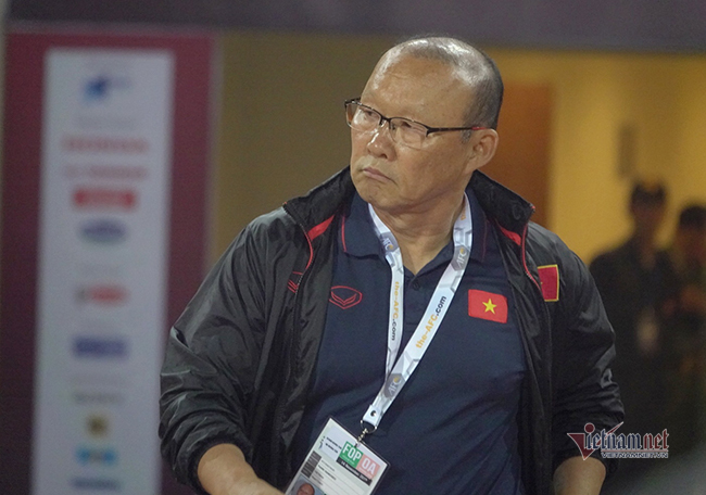 U22 Việt Nam: Bùi Tiến Dũng đáng lo, thầy Park đắn đo người gác đền-2