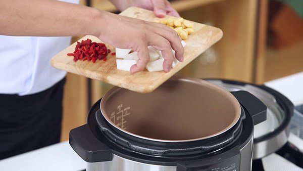 3 sai lầm khi sử dụng khiến nồi áp suất nổ như bom, lấy mạng cả nhà-2