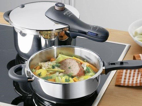 Nồi cháy khét, cho nắm muối vào lấy ra ngỡ ngàng sáng bóng, mới tinh-4