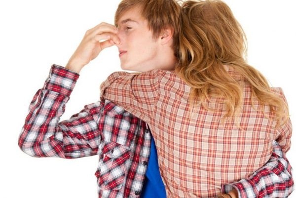 Nếu 3 vị trí này trên cơ thể bốc mùi, đi khám ngay kẻo hỏng thận mà không biết-3