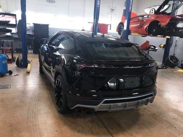Đại gia Dương Kon tậu Lamborghini Urus giá vài chục tỷ-3