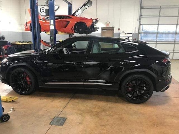 Đại gia Dương Kon tậu Lamborghini Urus giá vài chục tỷ-4