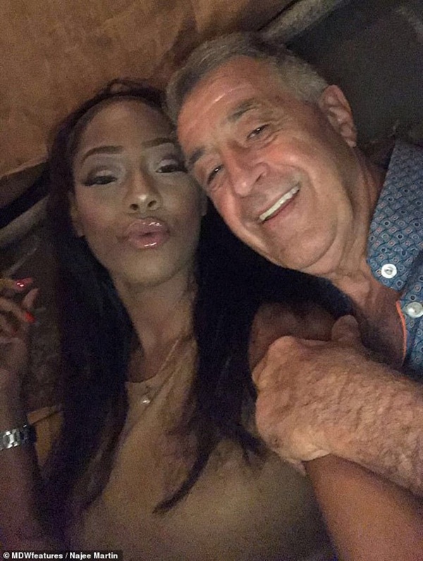 Quyết yêu ông chủ bất động sản 69 tuổi, cô gái 23 khẳng định đó là định mệnh-1