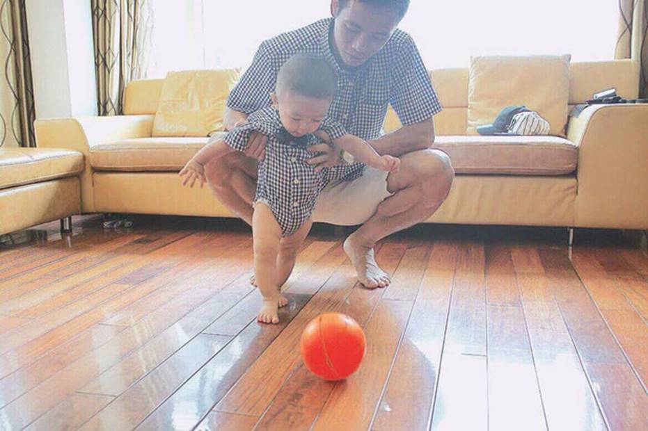 Ông bố bỉm sữa quốc dân gọi tên dàn cầu thủ Việt Nam: Giặt giũ, tắm gội, cho con ngủ anh cân tất!-15