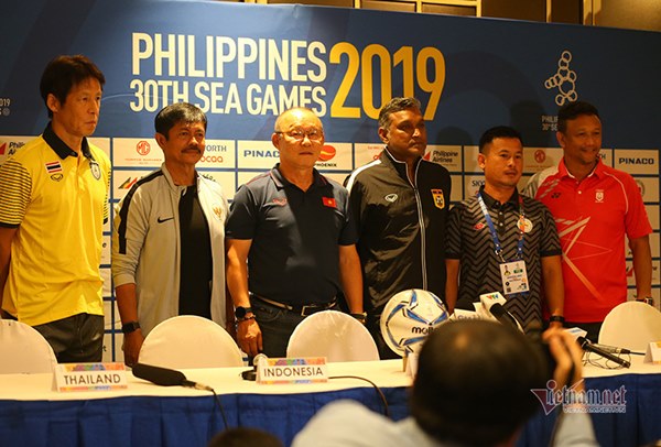 HLV Park Hang Seo nổi giận ở họp báo ra quân SEA Games 30-2