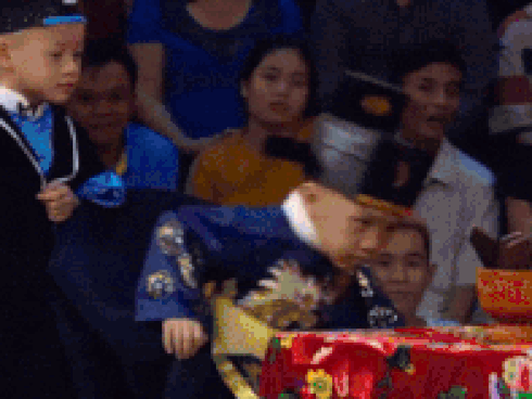 5 chú tiểu Tịnh thất Bồng Lai vào vai Bao Công xử án