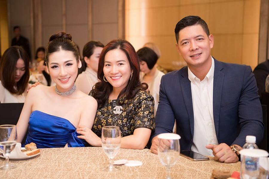 Tú Anh, Huyền My diện váy xẻ cao ngút khoe chân dài gợi cảm-14