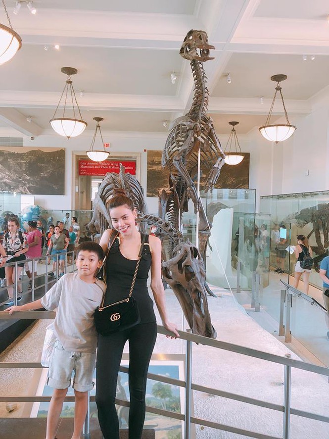 Hồ Ngọc Hà tuổi 35 vóc dáng sexy, tình yêu đẹp, tài sản khủng-12