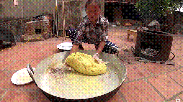 Lại thất bại trong màn làm đồ ăn siêu to khổng lồ, bà Tân nhanh chóng chữa cháy để cứu chiếc bánh khoai-5