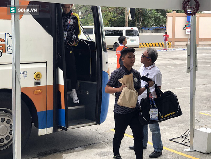 Chưa đấu Việt Nam, U22 Brunei đã khốn khổ với sự cố khó hiểu khi đặt chân tới sân Binan-11