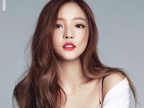 Lễ viếng ngập hoa trắng của Goo Hara-3