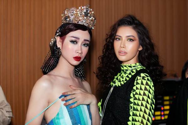 Minh Tú diện váy da báo bó sát quyến rũ, đập tan tin đồn đang mang bầu-10