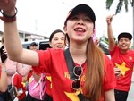 Đức Chinh đánh đầu mở tỷ số cho U22 Việt Nam-1