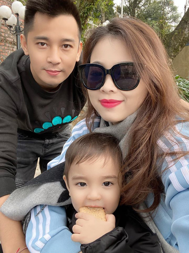 Giữa lúc bị tố bán hàng nhập lậu, chồng Hằng Túi quyết định làm điều này để vợ lấy lại niềm vui, quả là vợ chồng thì lúc hoạn nạn luôn có nhau-4