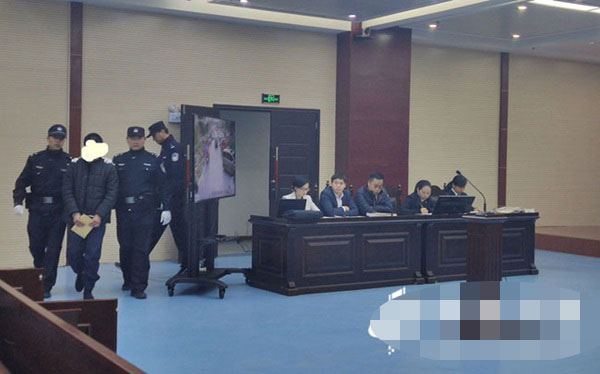 Yêu qua mạng, thiếu nữ 14 tuổi bị kẻ cuồng tình giết chết với 20 nhát dao-2