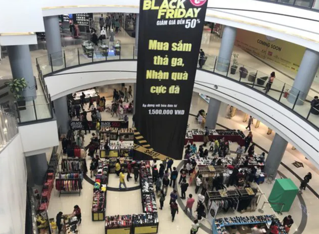 Dân buôn tiết lộ chiêu trò xé mác, đẩy giá trong ngày đại hạ giá Black Friday-1