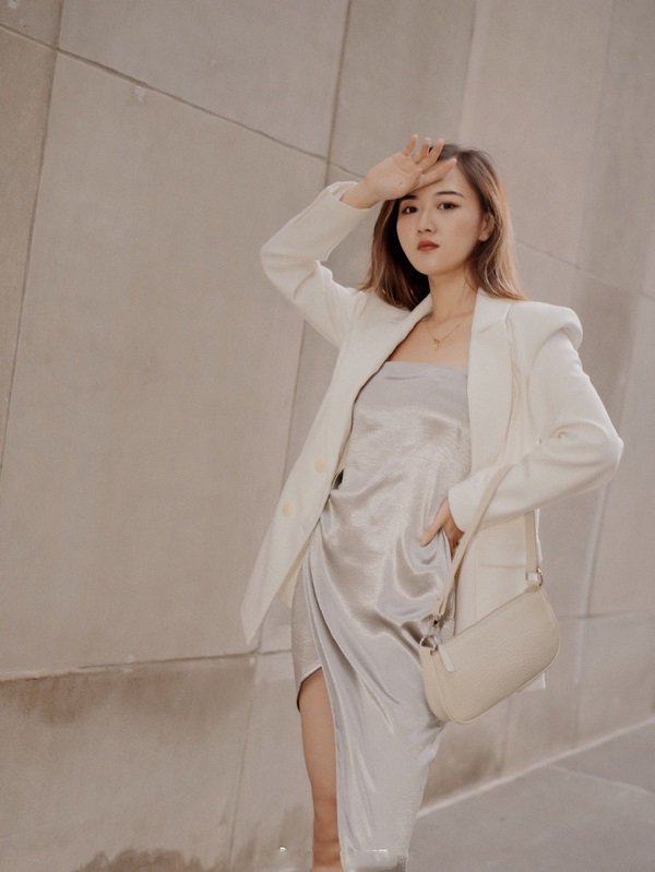 Chuẩn bị cho mùa tiệc tùng cuối năm, đây là những gam màu không thể vắng mặt trong tủ đồ-14