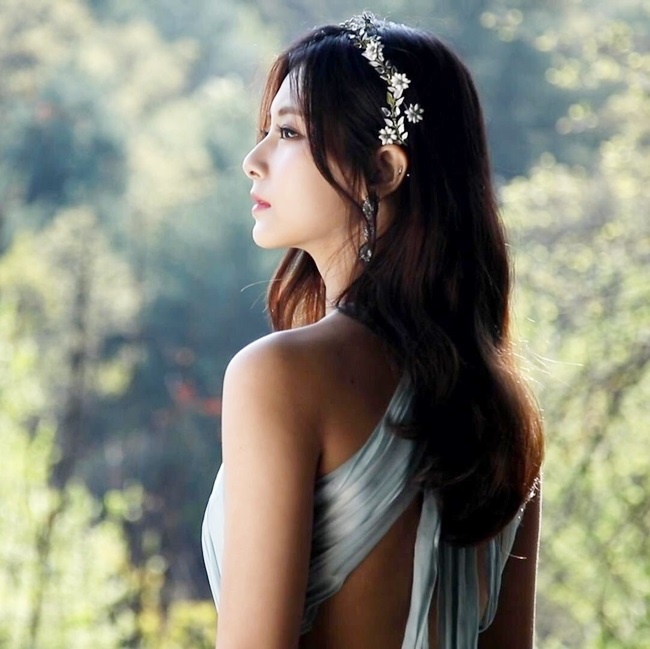 Cơn bão mỹ nữ Hàn đổ bộ Việt Nam: Người từng gây sợ hãi, kẻ bị quấy rối vì quá đẹp-6