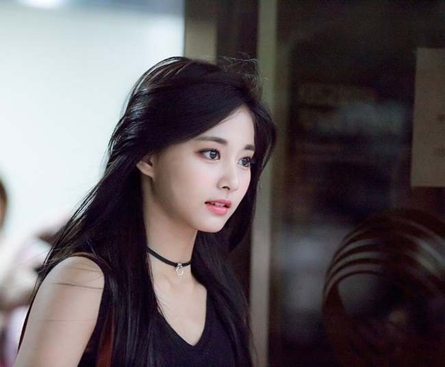 Cơn bão mỹ nữ Hàn đổ bộ Việt Nam: Người từng gây sợ hãi, kẻ bị quấy rối vì quá đẹp-7