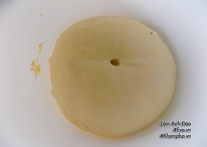 Trời trở lạnh, mẹ đảm làm bánh mì xoắn, con ăn hết vẫn đòi nữa-3