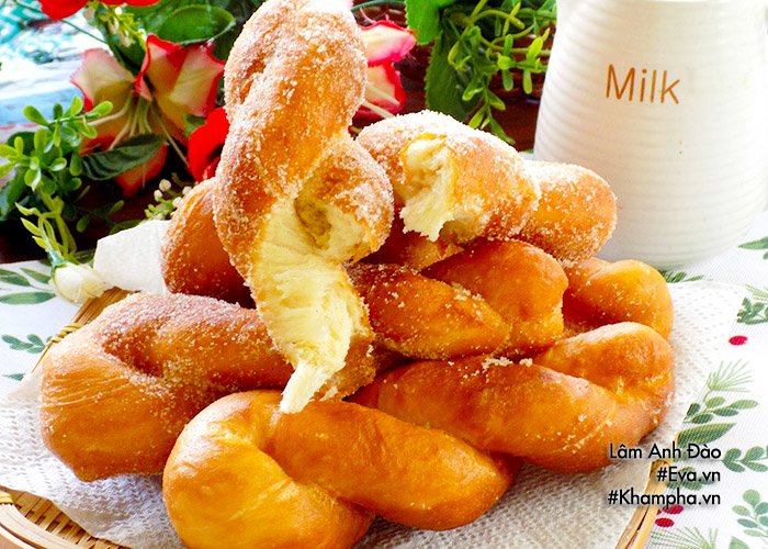 Trời trở lạnh, mẹ đảm làm bánh mì xoắn, con ăn hết vẫn đòi nữa-8