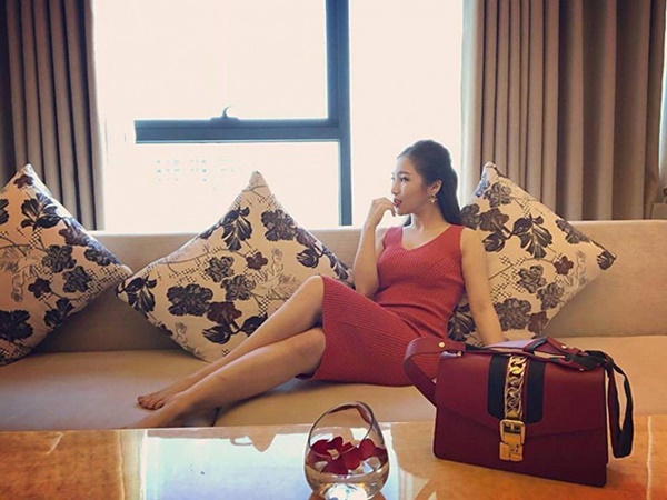 5 nữ đại gia cùng tuổi Vbiz: Người sở hữu 6 sổ đỏ, kẻ xây biệt thự 20 tỷ tặng bố mẹ-10