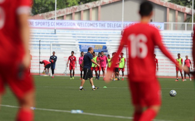 U22 Việt Nam đi tập sớm, HLV Park nổi nóng vì bị Timor Leste chiếm sân-2