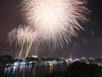 Ghim ngay 6 địa điểm ngắm pháo hoa đẹp nhất Sài Gòn dịp Tết Dương lịch 2020, lập hội đi countdown đón năm mới liền thôi!-16