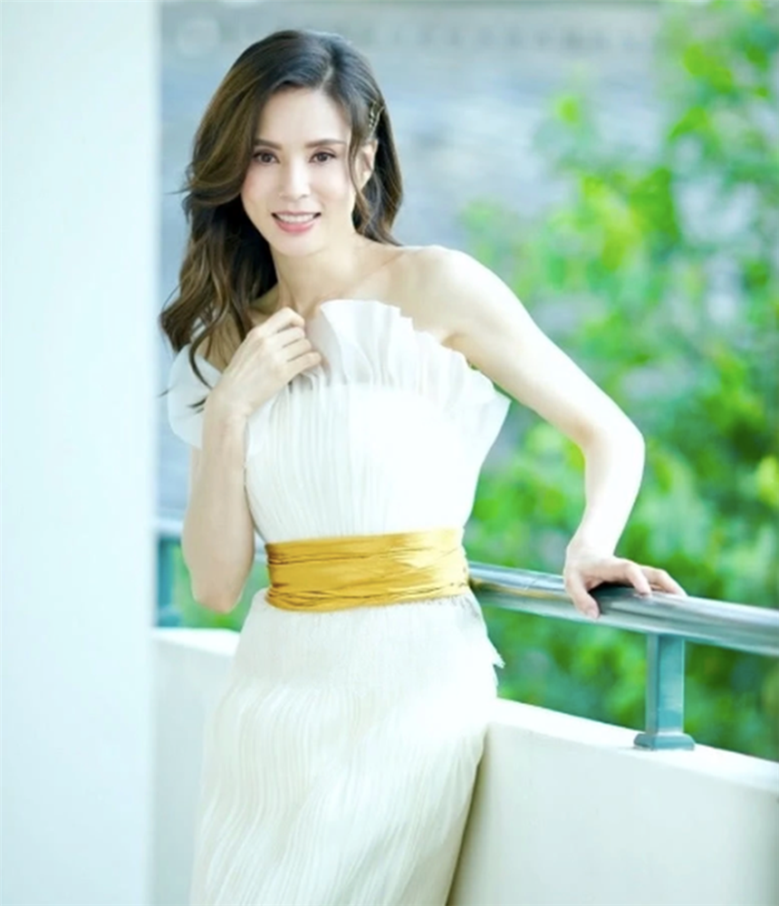 Tiểu Long Nữ” Lý Nhược Đồng trẻ đẹp đáng ngưỡng mộ!-7