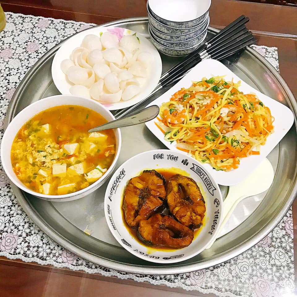 Mâm cơm gái Nghệ An nấu cho 5 người chưa tới 100k vẫn đề huề khiến chồng khen nở mũi-11