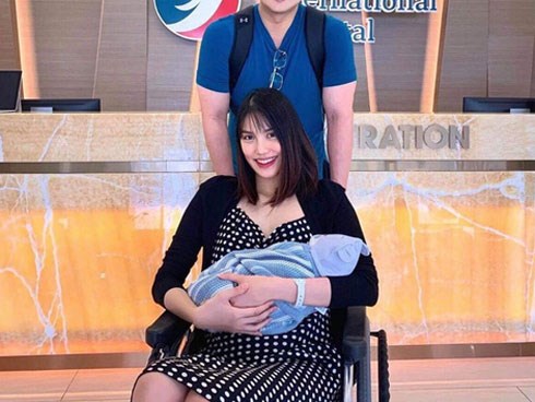 Lan Khuê lộ diện sau 3 ngày sinh quý tử đầu lòng cho ông xã doanh nhân