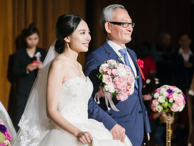 Tâm sự của ông bố khi con gái đi lấy chồng | Tin tức Online