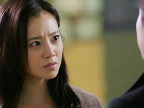 Từ ngày chồng đưa cô gái giúp việc trẻ đẹp về nhà, đêm nào tôi cũng ngủ một mạch đến sáng để rồi một đêm khi bị đánh thức, tôi thấy chồng nằm gục bên cạnh-3