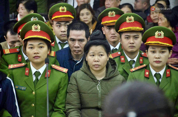 Xét xử vụ mẹ nữ sinh giao gà ở Điện Biên và đồng phạm:Bà Hiền khẳng định không quen biết Bùi Văn Công, liên tục kêu oan-4