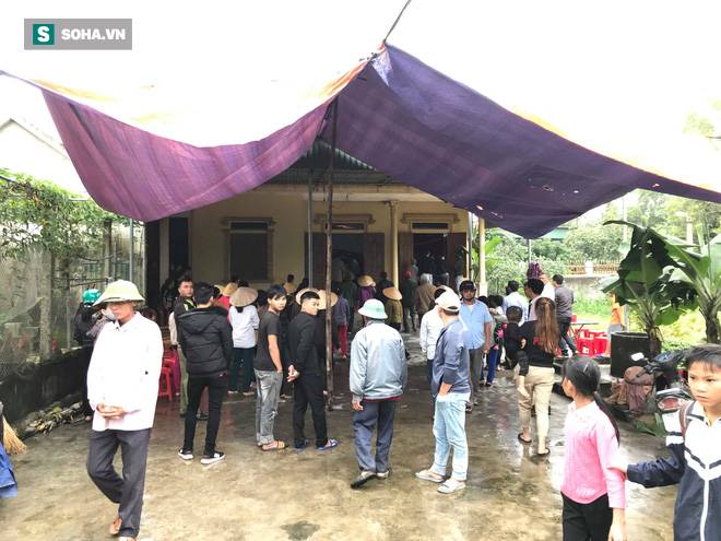 Hàng nghìn người đón thi thể các nạn nhân tử vong trong thùng xe cotainer ở Anh về quê nhà Nghệ An, Hà Tĩnh-8