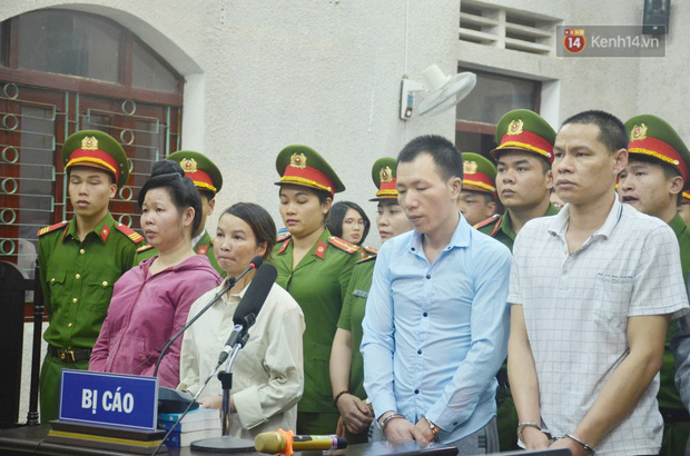 Bị tuyên án 20 năm tù giam, mẹ nữ sinh giao gà liên tục hét lớn: Tôi bị oan”-2