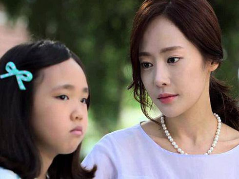 Ôm 5 tỷ theo bồ, 10 năm sau chồng mang con riêng xin quay lại-2