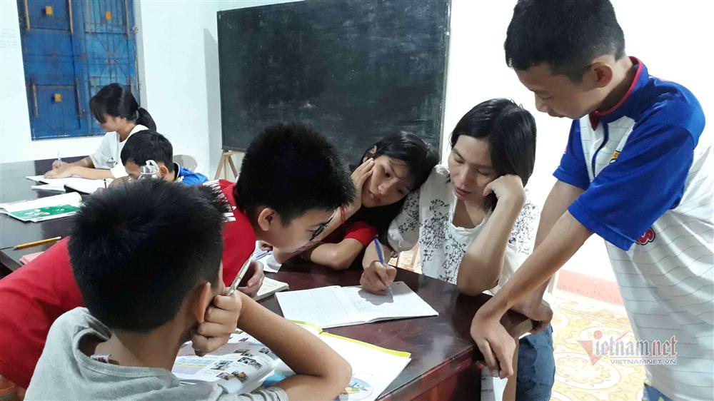 Cô giáo Quảng Trị 8 năm dạy tiếng Anh miễn phí cho học sinh-4