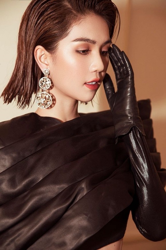 Ngọc Trinh tung loạt ảnh đẹp mê li sau chia tay bạn trai đại gia-10