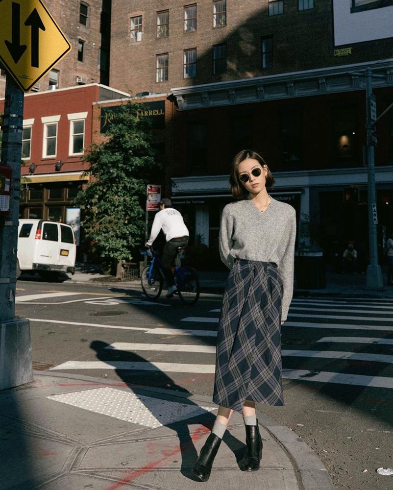 Đến mùa ăn cưới triền miên, chị em nên ghim ngay 5 công thức diện đồ sau để dự cuộc nào cũng đẹp xinh, thời thượng-13