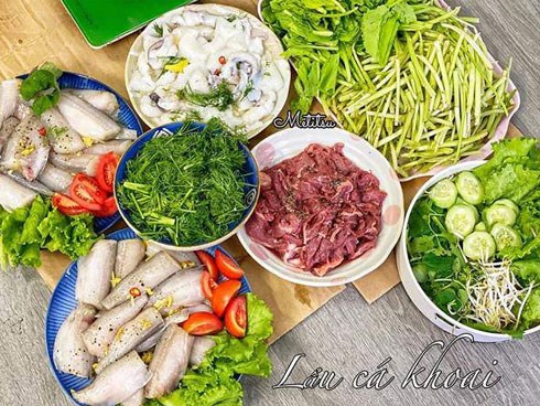 Lẩu cá khoai chua cay phong cách 