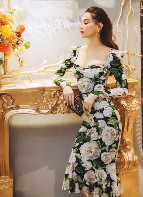 Đụng hàng chiếc đầm hoa 60 triệu với mỹ nhân khắp châu Á, Hồ Ngọc Hà vẫn đẹp bất bại-2