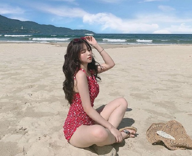 Quang Hải đá chính, bạn gái tin đồn khoe sắc tiếp lửa U22 Việt Nam đấu U22 Lào-11