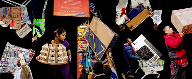 Black Friday bùng nổ tại các cửa hàng trên khắp thế giới-2