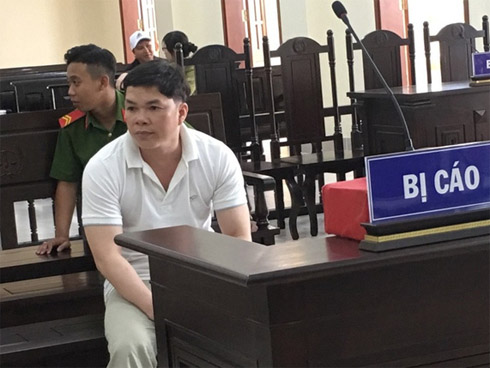 4 người Việt nghèo kiết xác bỗng dưng phú quý giàu sang nhờ tiền rơi trúng đầu”-4