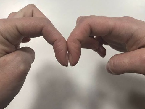 Sửa đi sửa lại đáp án vẫn phải ghi 2 câu chú thích trong bài kiểm tra, nam sinh bị mắng vốn: Biểu hiện của sự lươn lẹo-4