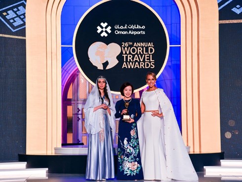 Vinpearl Luxury Landmark 81- 'Khách sạn hướng sông hàng đầu thế giới' 2019