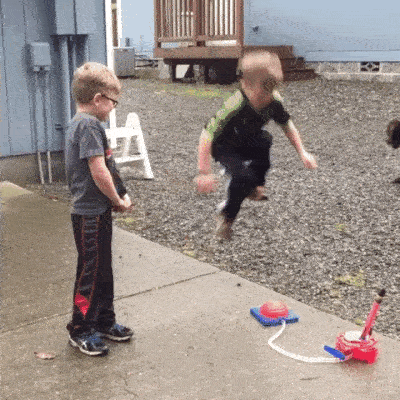 Cười té ghế với muôn kiểu nhổ răng cho trẻ mà bạn sẽ không bao giờ ngờ tới-9