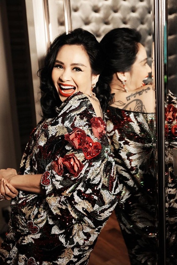 Diva Thanh Lam đăng loạt ảnh ngọt lịm tim ở tuổi tròn 50-3